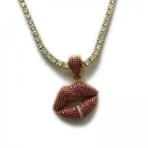 Seksikäs punainen huulet upotettu kaulakoru